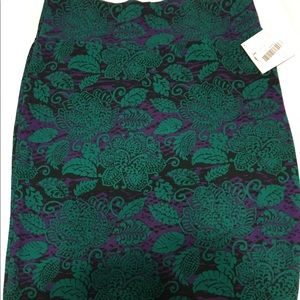 Final chance, donation soon. NWT Lularoe skirt